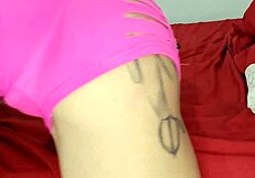 Todo dia sinto um fogo na buceta e n�o tenho ningu�m para apag�-lo