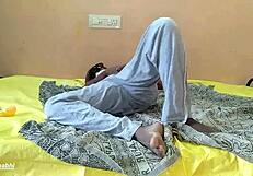 dialogic-provocative pyaari patni ne dhoka diya, kya karoon ab? shadi-shuda zindagi mein aisa fingering aur drama!