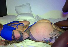 क्वीन एलेक्सा वाइस अपनी गंद में मसिव ब्लैक कॉक लेती है