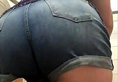 come with me, i need to piss