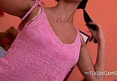 ए रे, मुझे वाइब्रेटर चूसते और हार्ड राइड करते देखना है?