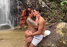 आउटडोर बांगिंग हॉर्नी बिग अस रेडहेड मिलान रोड्रिगेज के साथ