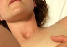 उस टाइट यंग चूत को पीओवी में देखकर मेरा बहुत हार्ड हो गया