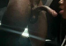 कभी लूसियो का बड़ा काला लंड चूसने का मज़ा लिया गरम सेशन में?