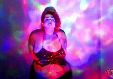 bbw goddess worship dance and oil