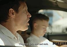 I Seduce The Mature Brunette Wife With My Big Tits