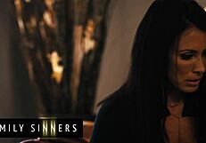 Family sinners - reagan foxx seduces stepson small hands with big tits while stripping.