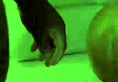 स्पैनिश बार्बी मोन्स्टर कॉक रेड पर राइड करती है