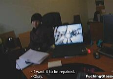 Teen coed with glasses gets quickie fucking and cumshot