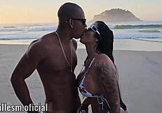 टैटूड लैटिना को नुडिस्ट बीच पर लॉस्ट पाया, उसने मेरे मॉन्स्टर कॉक को हार्ड राइड किया