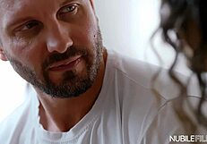 Liz Jordan crushes on her roommate