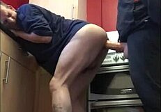 bisexual guy ready for anal in garage. any cock size welcome!