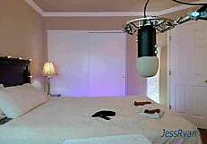 Milf Jess Ryan Shows!