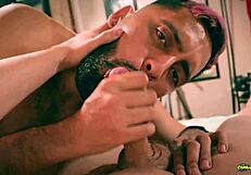 कैमिलो ब्राउन इम्मानुएल कोकिची को गंदा डीपथ्रोट दे के लोड निगल रही!