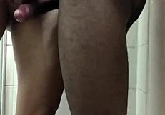 Sneaky twink making out at the train station 😏