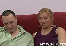 Come Enjoy My Slim Sexy Teen Body in Tight Jeans!