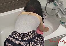 Silly Step-Mom Gets Stuck In Roleplay With Big Cock Creampie