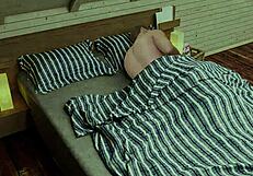 कभी सनविल में ऐसी मिल्फ देखी है?