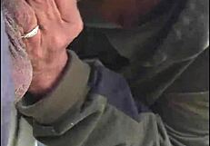 रोडसाइड ब्रेक बाद चूत चाटी लंड चूसा