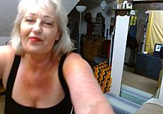 Holy Shit, Mature Booty Spreading in Thongs!