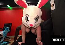 फ्लोरिडा स्टूडियो में रियल पॉग बैडी स्नो बनी को BBC से चोदा, गीली झुककर हिट बनाया