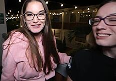 व्हाइट गर्ल कॉप्स पैरोडी सीजन 4 के साथ केन्द्रा हार्ट, मिस्टी रेन, शिमी कैश बैकस्टेज