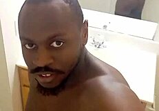 Solo masturbation in front of mirror leads to intense orgasm, capturing every ass detail