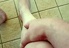 a quick clip showing my feet in a bisexual gay amateur scene