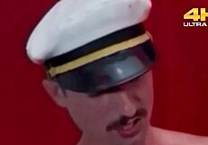 कैप्टन का लंड हॉट लेटिनास से मजा करता है स्विंग हाउस में काचोइरिन्हा