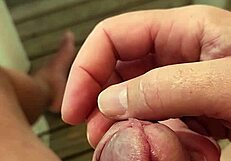 बहुत हॉर्नी, कैम्पिंग में मोबाइल होम टेरेस पर लगभग कमिंग