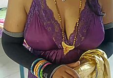 Delivery Boy Bangs Hot Sexy Bhabhi In Desi Hardcore Action.