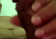 Watch this viral Filipina girl sex scandal on video call.