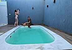 Girl called for pool bath but wanted sex and video recording