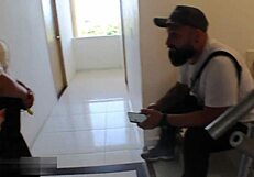 मेरी हॉर्नी कोलंबियन पड़ोसी ने क्रिमपाई के साथ फैंटेसी जी ली, बहुत हॉट! 🔥