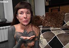 गहरी डबल पेनेट्रेशन गंद बड़े लंड से टीन 18+ की गांड फैलाती है।