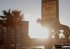 होटल मेड डेक्समा 4K टीजर में बड़े काले लंड पर राइड करती है, कम सारा मुँह पर