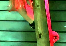 ऑरोरा स्नो प्योर लगती है पर अपनी गांड में बड़ा काला लंड लेती है