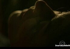 पाओला ओलिवेरा और मारिया फर्नांडा कैंडिडो की भाप से भरी सीन