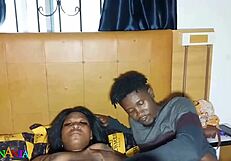 मेरी बड़ी मैडम बार-बार मेरे मोटे शाफ्ट की माँग करती है