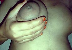 यो, देखो इस पाकिस्तानी लड़की की वायरल क्लिप उसके प्राइवेट रूम से