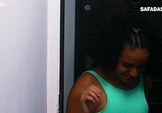 Fodendo a novinha gostosa in wild doggystyle