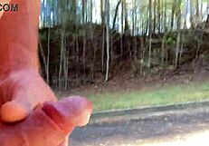 क्लिटलिकर662 सार्वजनिक सड़क पर सेक्सी बॉडी फ्लैश करती है वाइल्ड वॉयर थ्रिल्स के लिए