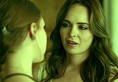 पुराने दोस्त लिली बेल और लेनेई ग्रे डिजायर में सरेंडर करती हैं?