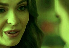 पुराने दोस्त लिली बेल और लेनेई ग्रे डिजायर में सरेंडर करती हैं?