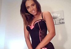 Hey, Watch Me Stuff Chinese Balls in My Pussy and Suck Them Out!