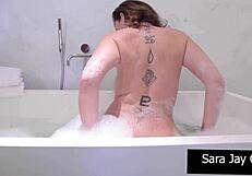 i enjoyed a relaxing bath with soft touches