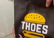 Pedi Um Lanche E O Entregador Do Ifood Fez Um Lanchinho Tamb�m Comeu Minha Buceta E Gozou Na Minha Boca