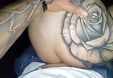 Coloquei Minha Namorada Para Chupar O Pau Dos Desconhecidos Enquanto Eu Podia Ela No Gloryhole