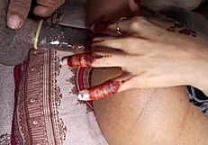 एक्सएक्सएक्स पोर्न क्रिसमस - हॉर्नी देसी वाइफ ने थ्रीसम में ब्लोजॉब और वाइल्ड चुदाई की