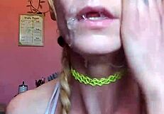 मैं वैनसा हेस्टिंग्स को थूक से गंदा होते हुए डिल्डो पर देखना पसंद करता हूं।